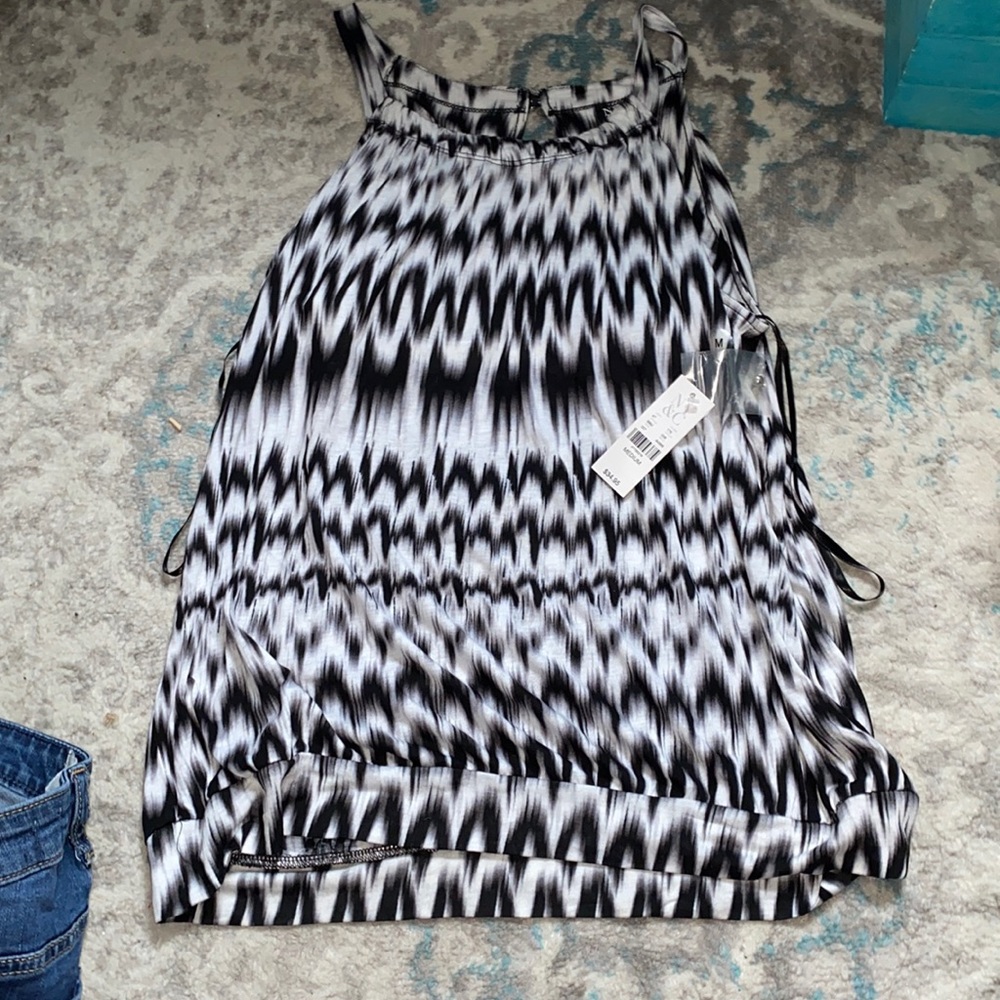 NY&CO tank never worn